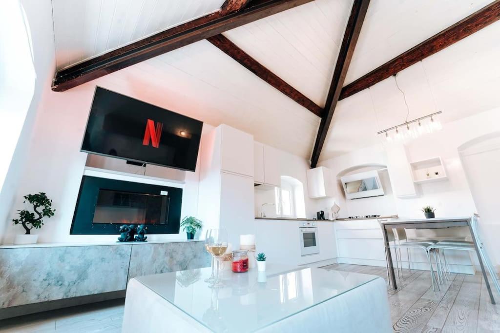 Loft Cavour - Teatro Ariston Apartment Sanremo Luaran gambar