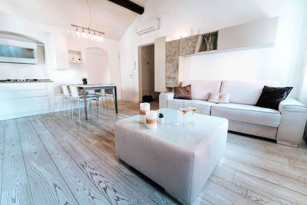 Loft Cavour - Teatro Ariston Apartment Sanremo Luaran gambar