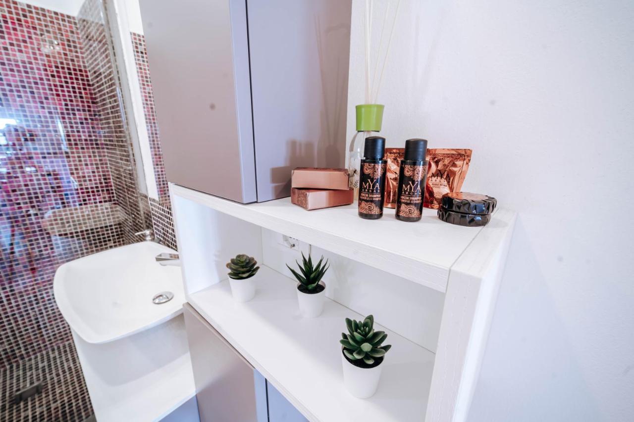 Loft Cavour - Teatro Ariston Apartment Sanremo Luaran gambar